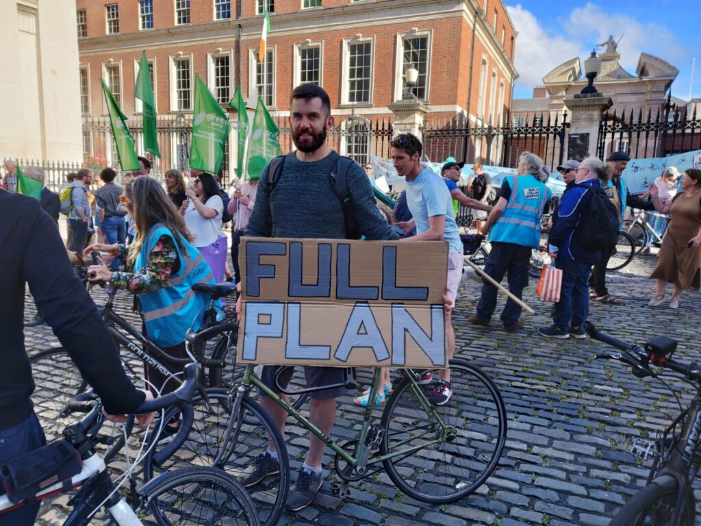 Keith Adams of the JCFJ calling for the full implementation, on schedule, of the Dublin Transport Plan